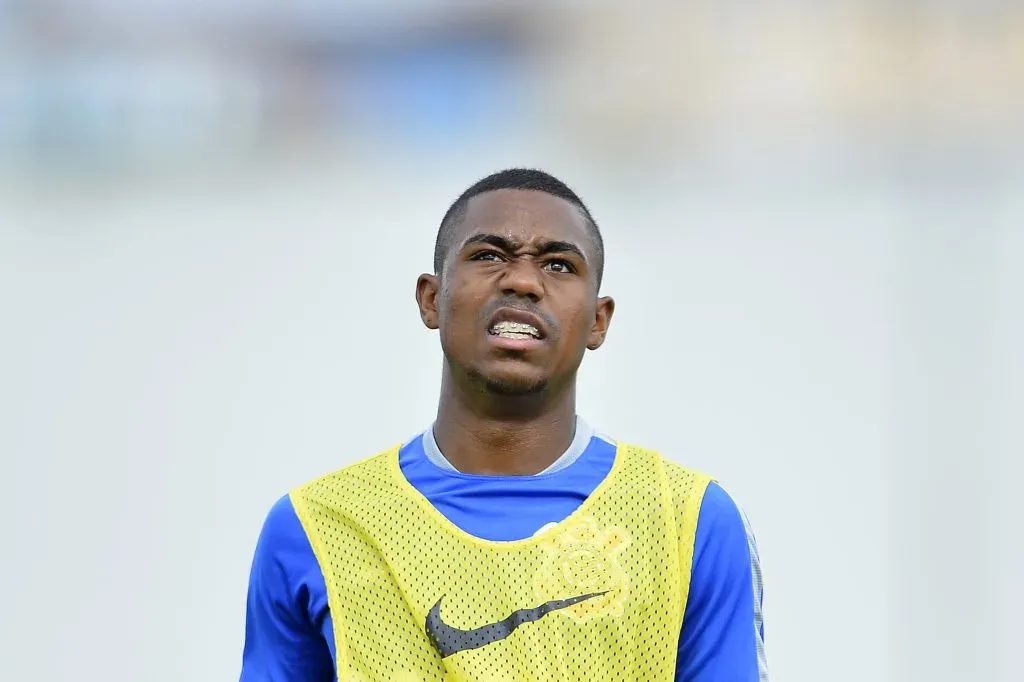 SAO PAULO – SP – 29/01/2016 – TREINO DO CORINTHIANS – Malcom durante treino do Corinthians no CT Joaquim Grava. Foto: Mauro Horita/AGIF