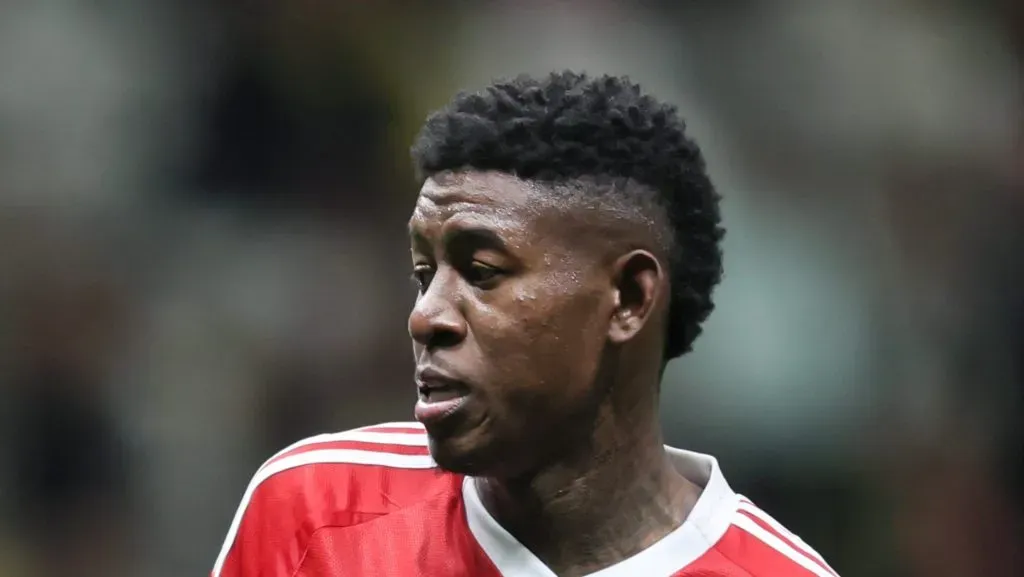 Vitão recebeu aumento no Inter - Foto: Gilson Lobo/AGIF.