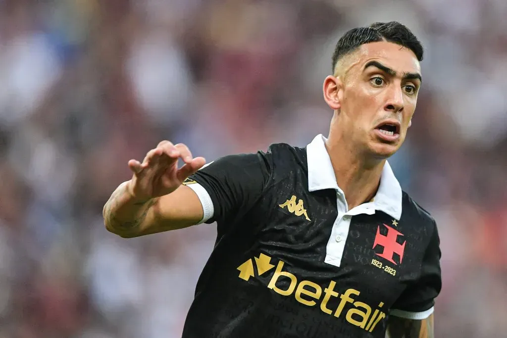 RJ – RIO DE JANEIRO – 02/06/2024 – BRASILEIRO A 2024, VASCO X FLAMENGO – Puma Rodriguez jogador do Vasco durante partida contra o Flamengo no estadio Maracana pelo campeonato Brasileiro A 2024. Foto: Thiago Ribeiro/AGIF