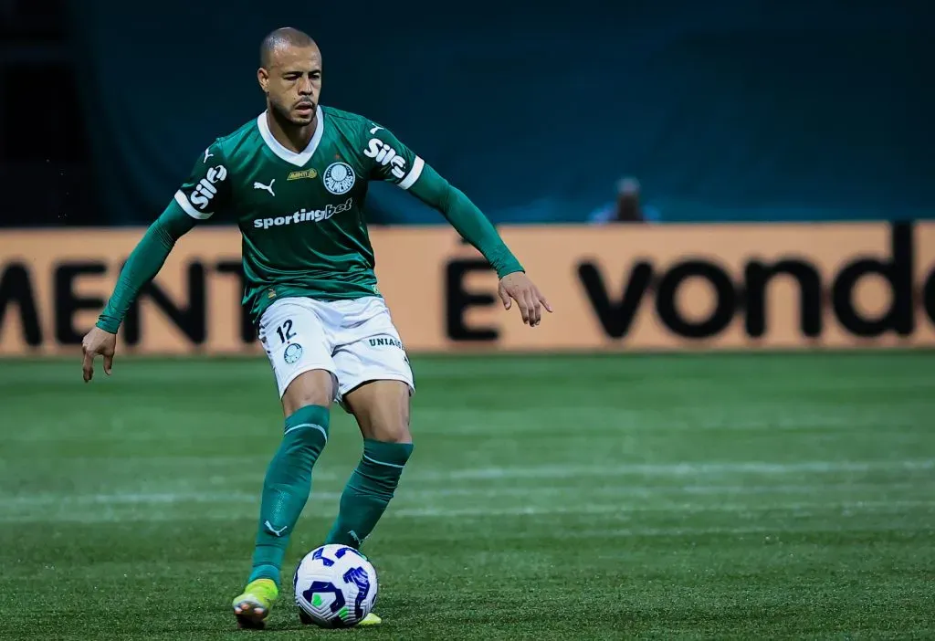 Mayke jogador do Palmeiras durante partida contra o Ceara – Foto: Fabio Giannelli/AGIF