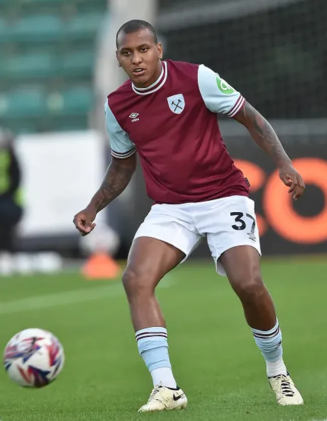 Luizão, atuando no West Ham – (Photo by West Ham United FC/West Ham United FC via Getty Images)