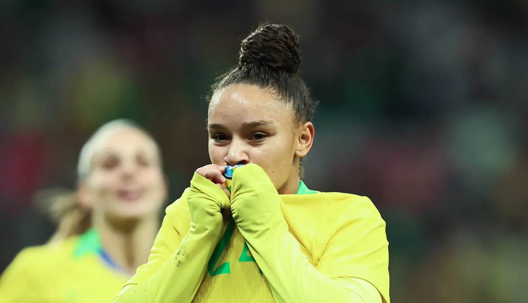 Dudinha pela Seleção Brasileira Feminina