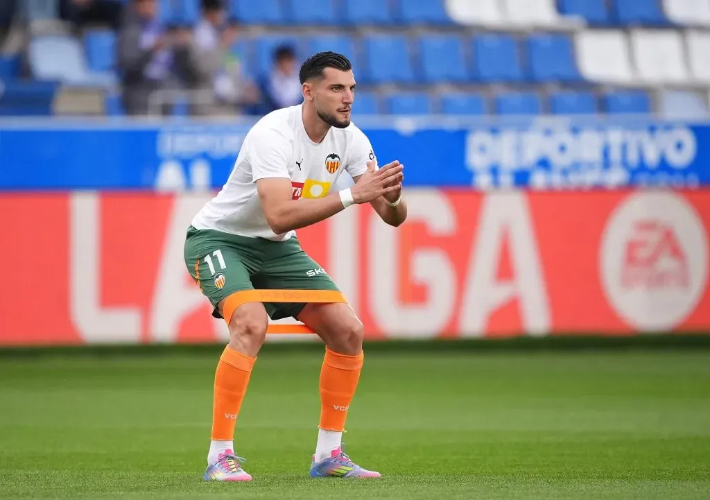 Botafogo desistiu de Rafa Mir – Foto: Juan Manuel Serrano Arce/Getty Images.