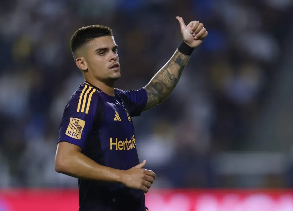Gabriel Pec tem se destacado no LA Galaxy. Foto: Harry How/Getty Images