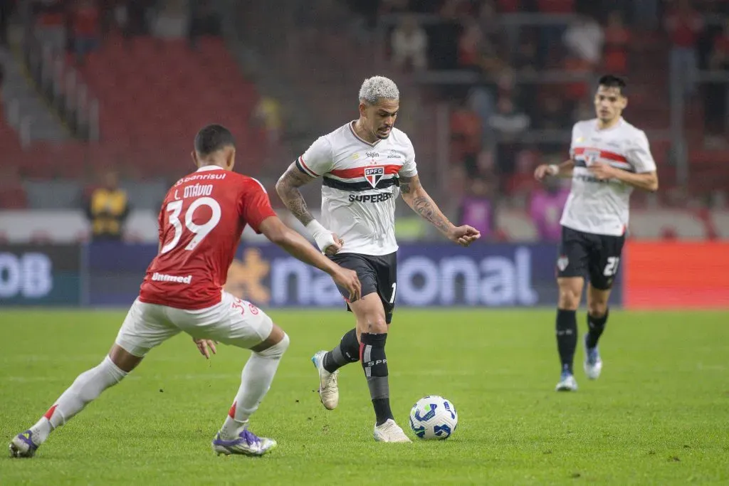 Internacional x São Paulo pelo Brasileirão 2025. Foto: Maxi Franzoi/AGIF