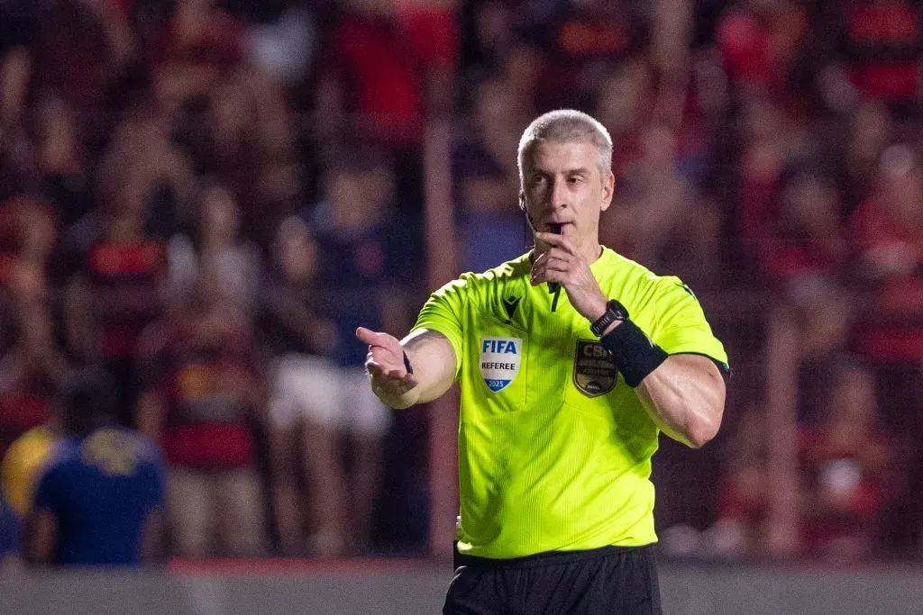 CBF escolheu Anderson Daronco para apitar Palmeiras x Corinthians – Foto: Rafael Vieira/AGIF.