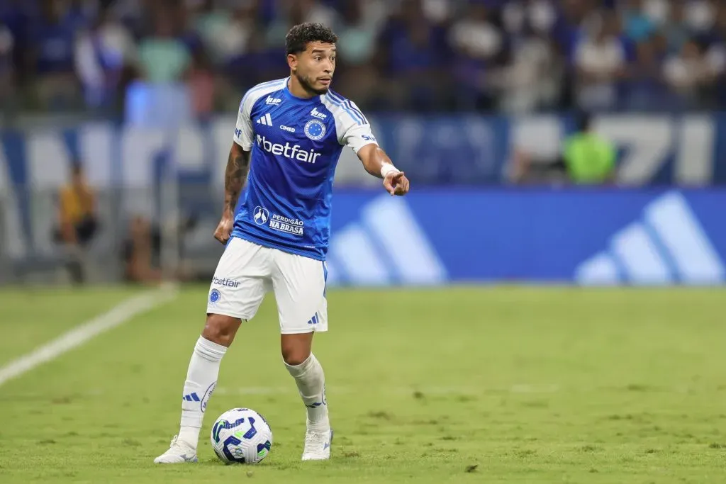 William jogador do Cruzeiro durante partida contra o Mirassol pelo campeonato Brasileiro A 2025. Foto: Gilson Lobo/AGIF