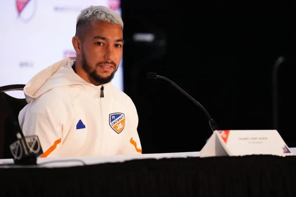 Lucho Acosta está pronto para jogar – Foto: Rich Storry/Getty Images.