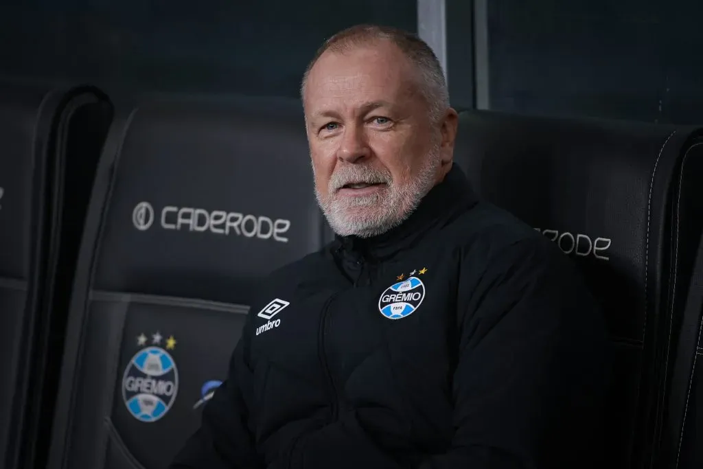 Mano Menezes, técnico do Grêmio