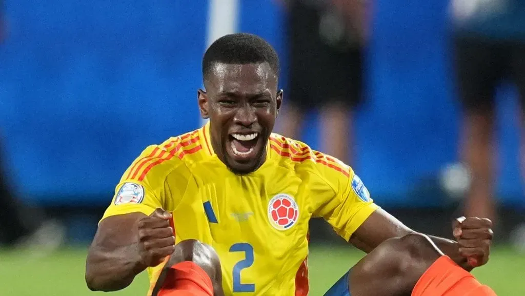 Carlos Cuesta pela Seleção. (Photo by Grant Halverson/Getty Images)