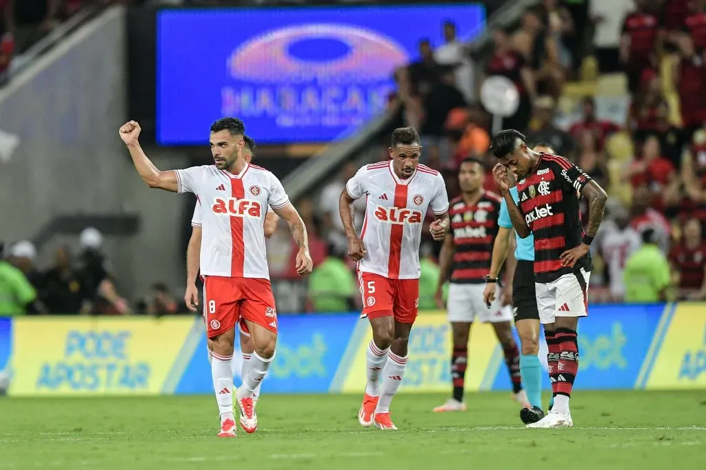 Internacional domina Flamengo Beira-Rio história século