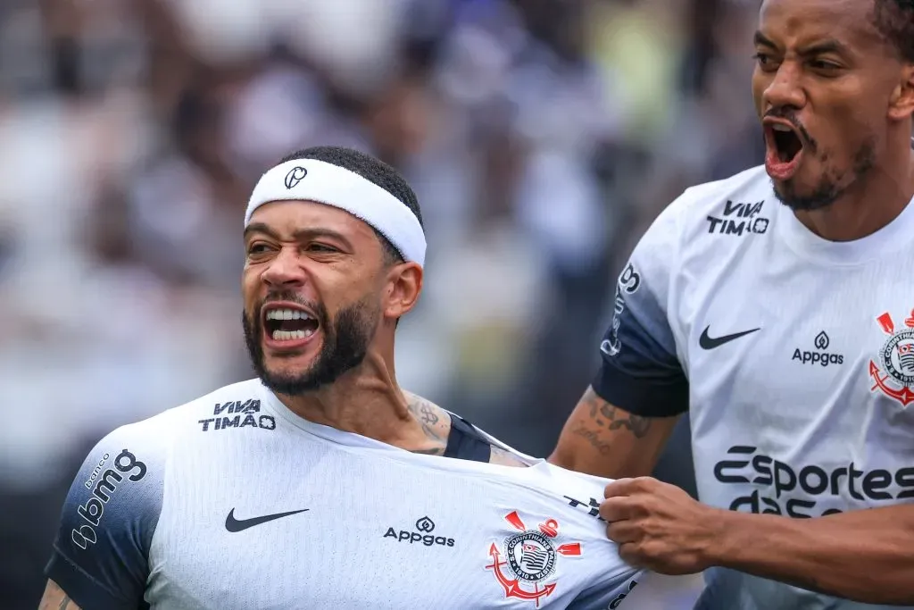 Depay, atacante do Corinthians. Foto: Marcello Zambrana/AGIF
