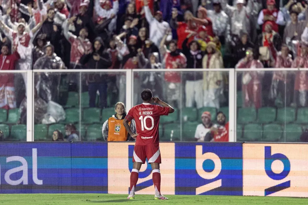 SC – FLORIANOPOLIS – 22/05/2025 – COPA DO BRASIL 2025, MARACANA X INTERNACIONAL – Alan Patrick jogador do Internacional comemora seu gol durante partida contra o Maracana no estadio Orlando Scarpelli pelo campeonato Copa Do Brasil 2025. Foto: Beno Kuster/AGIF