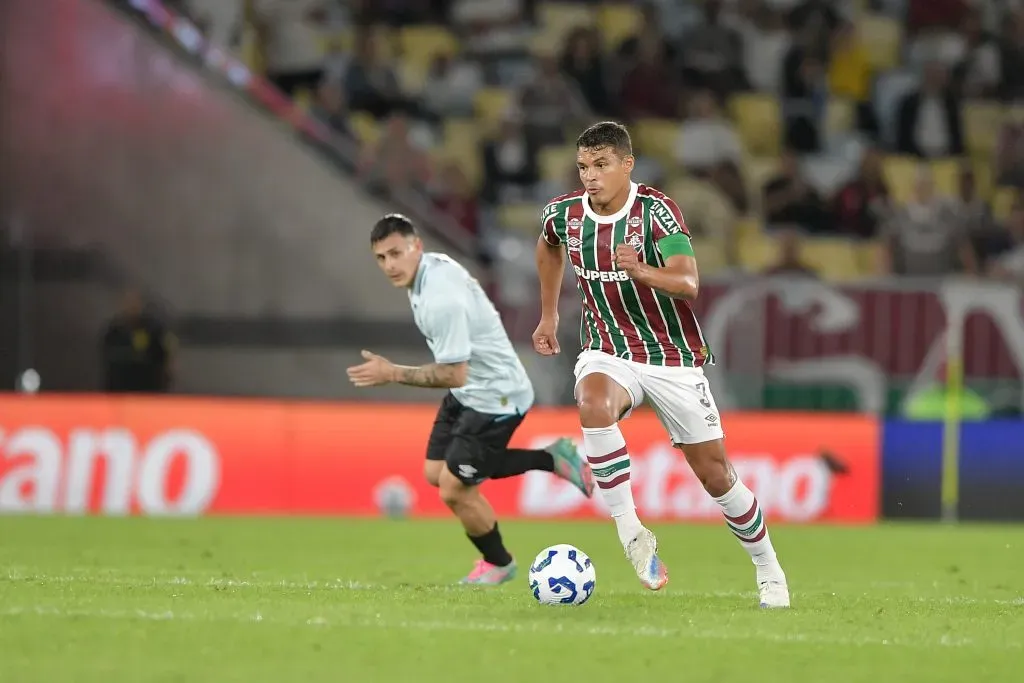 RJ – RIO DE JANEIRO – 02/08/2025 – BRASILEIRO A 2025, FLUMINENSE X GREMIO – Thiago Silva jogador do Fluminense durante partida contra o Gremio no estadio Maracana pelo campeonato Brasileiro A 2025. Foto: Thiago Ribeiro/AGIF
