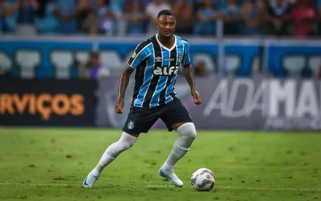 Luan Cândido em ação pelo Grêmio. Foto: Lucas Uebel/Grêmio FBPA
