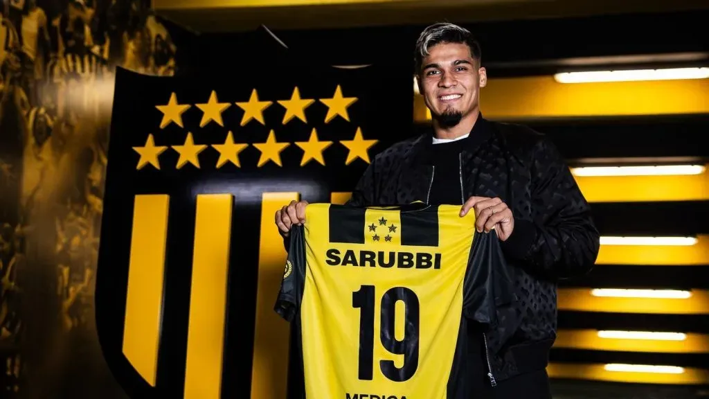 Matías Arezo vem se destacando pelo Peñarol. Foto: Divulgação / Peñarol