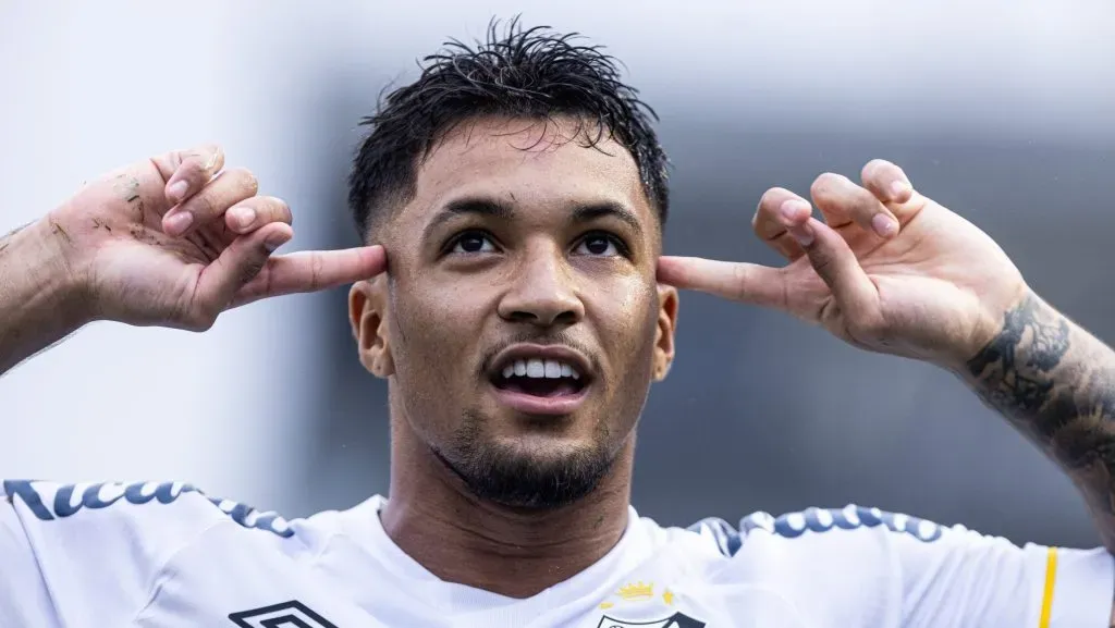 Marcos Leonardo é cria do Santos - Foto: Abner Dourado/AGIF.