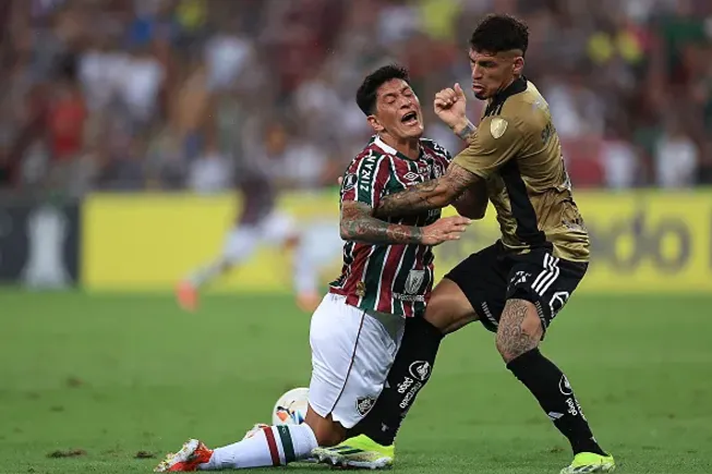 Alan Saldivia atuando em Fluminense x Colo-Colo em 2024 – (Photo by Buda Mendes/Getty Images)