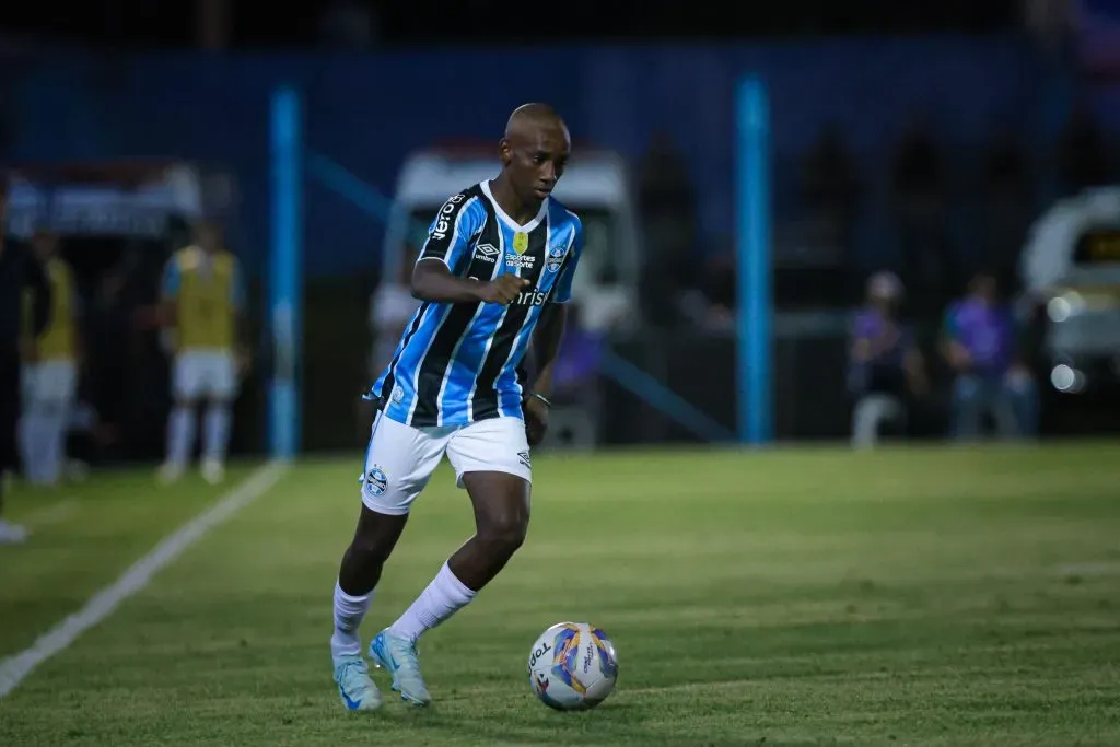 RS – NOVO HAMBURGO – 29/01/2025 – GAUCHO 2025, MONSOON X GREMIO – Gabriel Mec jogador do Gremio durante partida contra o Monsoon no estadio Do Vale pelo campeonato Gaucho 2025. Foto: Maxi Franzoi/AGIF