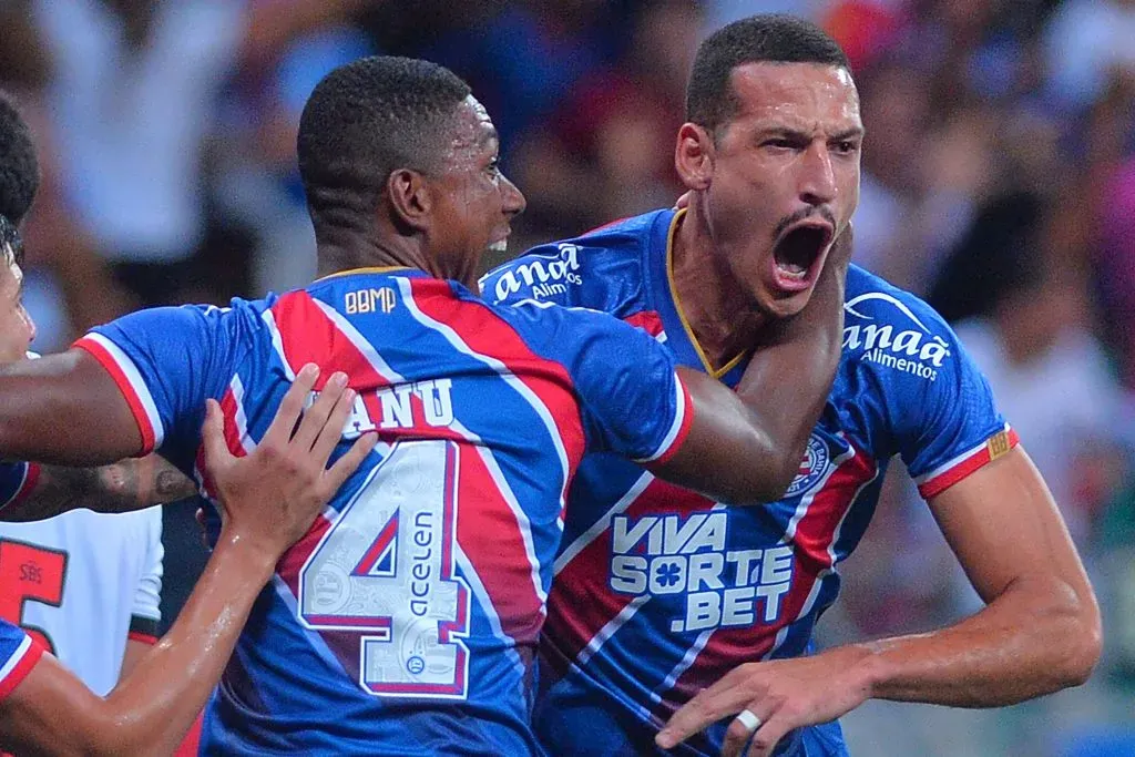 Gabriel Xavier, jogador do Bahia comemora seu gol durante partida contra o Vitória – Foto: Walmir Cirne/AGIF