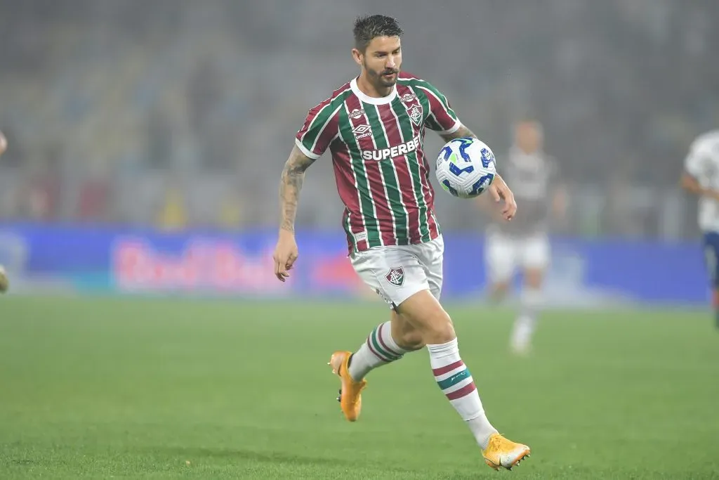 Everaldo em atuação pelo Fluminense diante do Bahia pela Copa do Brasil. Foto: Thiago Ribeiro/AGIF