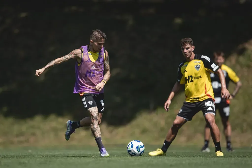 Bernard foi testado no time titular do Atlético-MG. Foto: Pedro Souza/Atlético