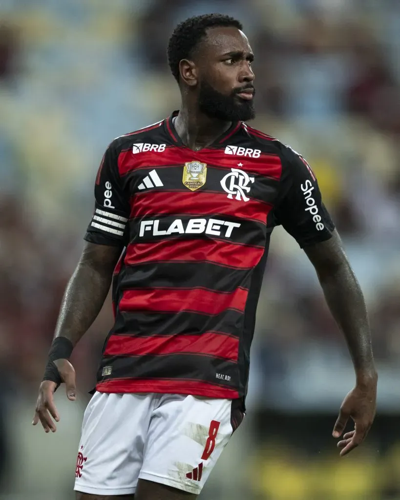 RJ – RIO DE JANEIRO – 21/05/2025 – COPA DO BRASIL 2025, FLAMENGO X BOTAFOGO-PB – Gerson jogador do Flamengo durante partida contra o Botafogo-PB no estadio Maracana pelo campeonato Copa Do Brasil 2025. Foto: Jorge Rodrigues/AGIF