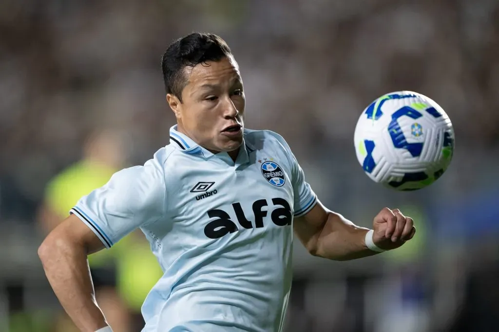 Marlon em ação pelo Grêmio. Foto: Jorge Rodrigues/AGIF