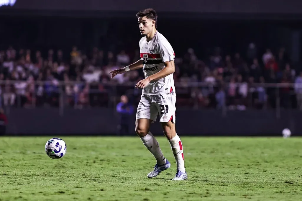 Bobadilla durante partida contra o Fortaleza no Campeonato Brasileiro de 2025. Foto: Fabio Giannelli/AGIF