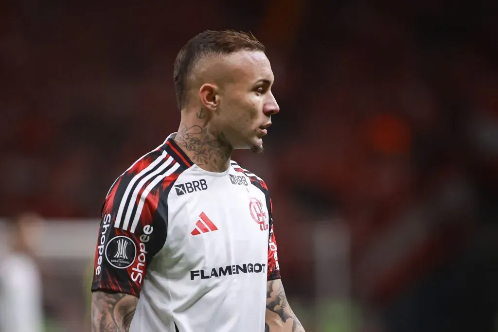 RS – PORTO ALEGRE – 20/08/2025 – COPA LIBERTADORES 2025, INTERNACIONAL X FLAMENGO – Everton Cebolinha jogador do Flamengo durante partida contra o Internacional no estadio Beira-Rio pelo campeonato Copa Libertadores 2025. Foto: Maxi Franzoi/AGIF