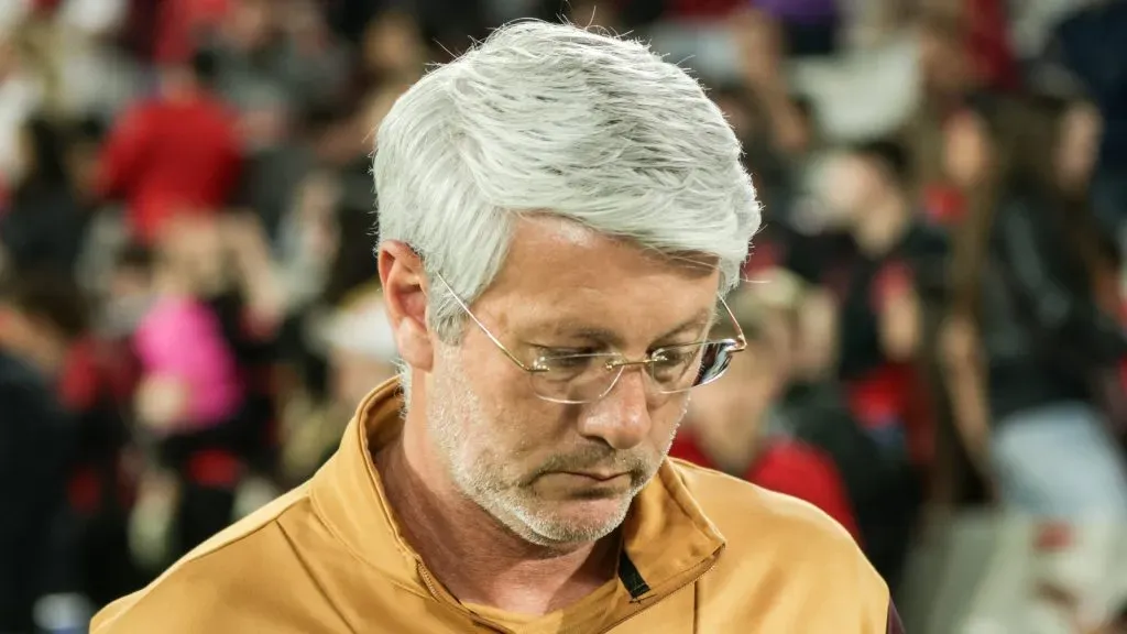 Odair Hellmann Athletico