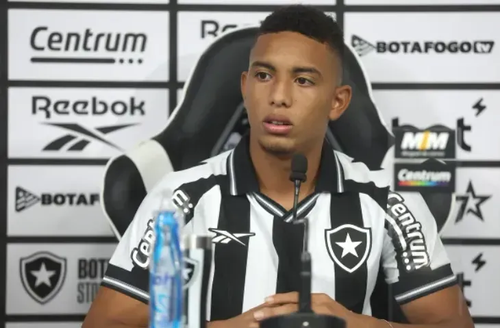 Barrera em apresentação no Botafogo – Foto: Reprodução/Vitor Silva/Botafogo
