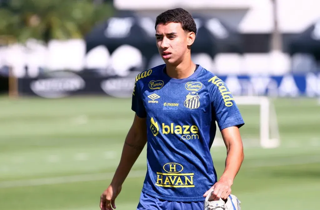 Gabriel Bontempo em treino do Santos – Foto: Mauricio De Souza/AGIF