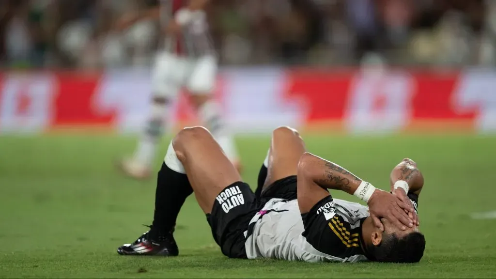 Hulk durante Fluminense x Atlético-MG. Foto: Jorge Rodrigues/AGIF