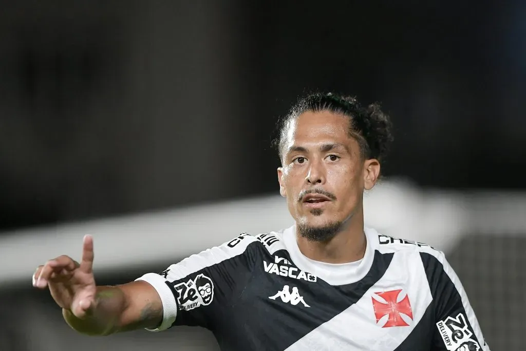 Mauricio Lemos jogador do Vasco durante partida contra o Santos – Foto: Thiago Ribeiro/AGIF