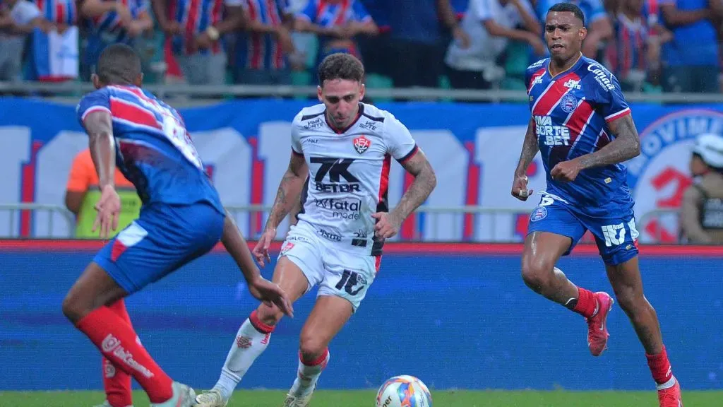 Vitória x Bahia se enfrentam pelo Brasileirão. Foto: Walmir Cirne/AGIF