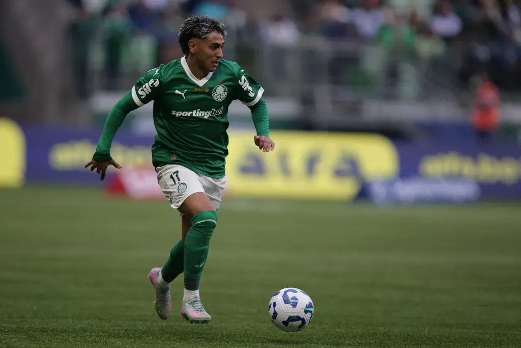 SP – SAO PAULO – 10/08/2025 – BRASILEIRO A 2025, PALMEIRAS X CEARA – Facundo Torres jogador do Palmeiras durante partida contra o Ceara no estadio Arena Allianz Parque pelo campeonato Brasileiro A 2025. Foto: Ettore Chiereguini/AGIF