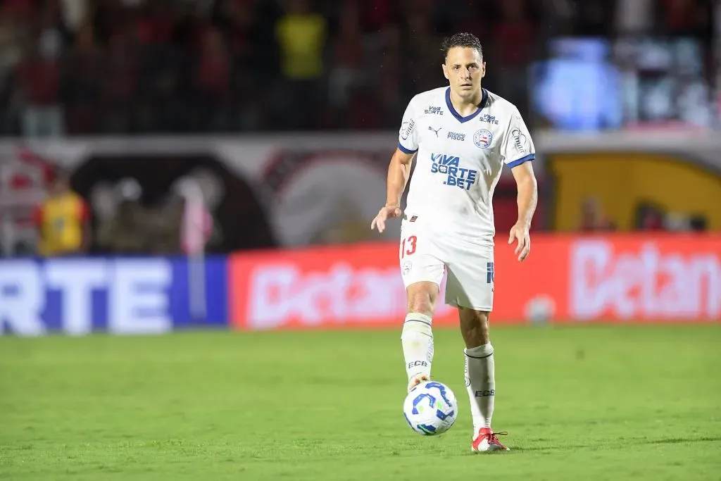 BA – SALVADOR – 16/10/2025 – BRASILEIRO A 2025, VITORIA X BAHIA – Santi Arias jogador do Bahia durante partida contra o Vitoria no estadio Barradao pelo campeonato Brasileiro A 2025. Foto: Jhony Pinho/AGIF