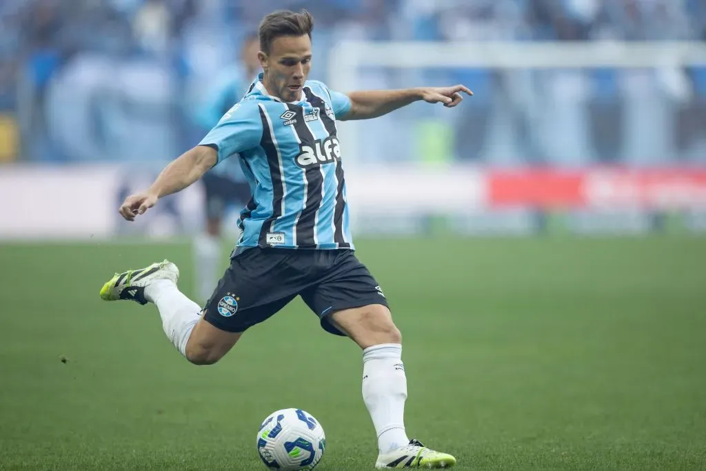 Arthur jogador do Grêmio durante partida contra o Mirassol – Foto: Liamara Polli/AGIF