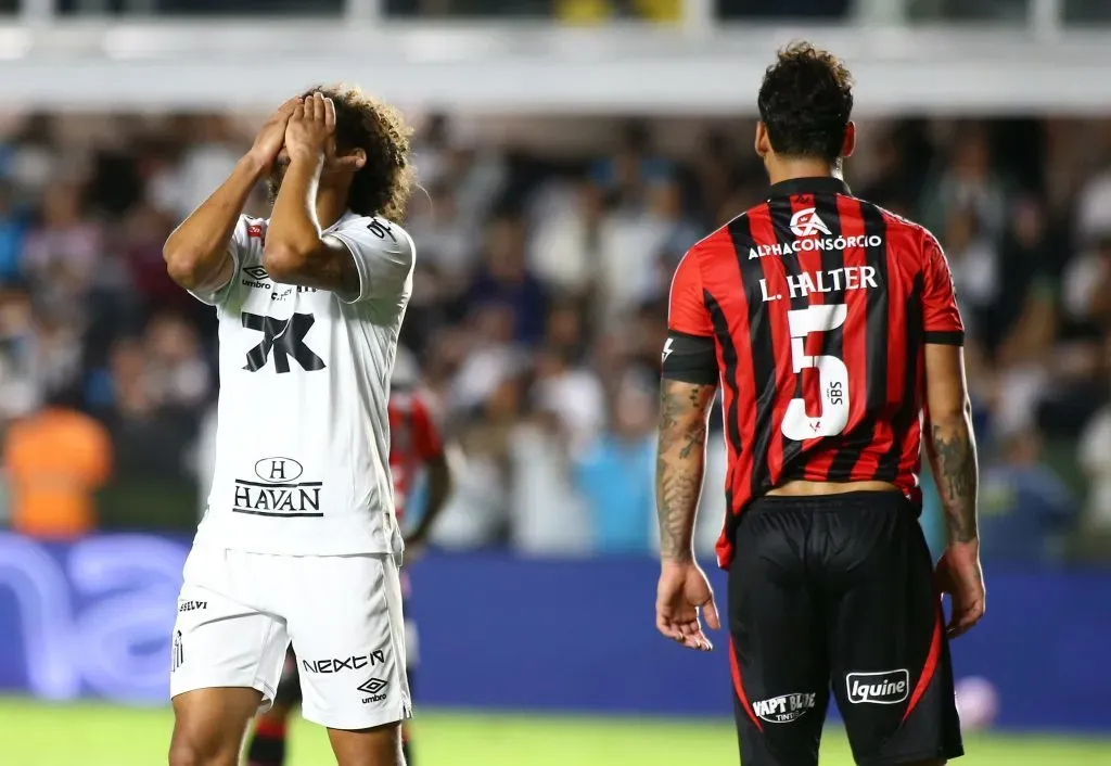 Santos perdeu em casa para o Vitória. Foto: Mauricio De Souza/AGIF