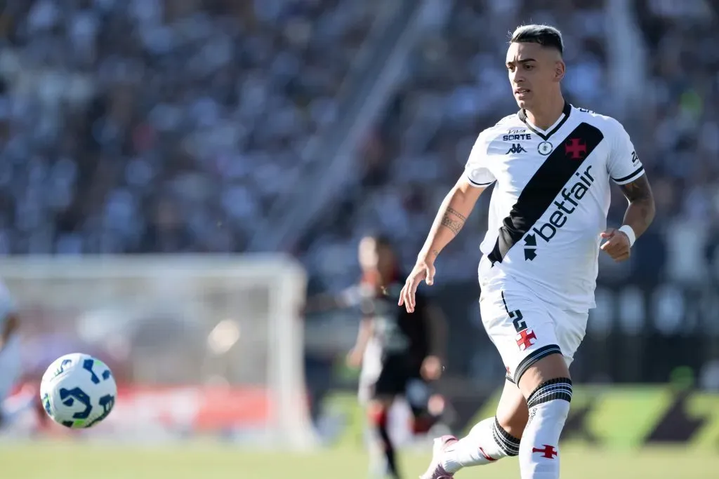 Puma Rodriguez jogador do Vasco durante partida contra o Vitoria – Foto: Jorge Rodrigues/AGIF