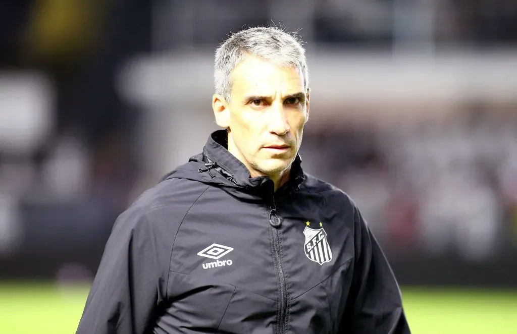 Vojvoda, técnico do Santos. Foto: Mauricio De Souza/AGIF