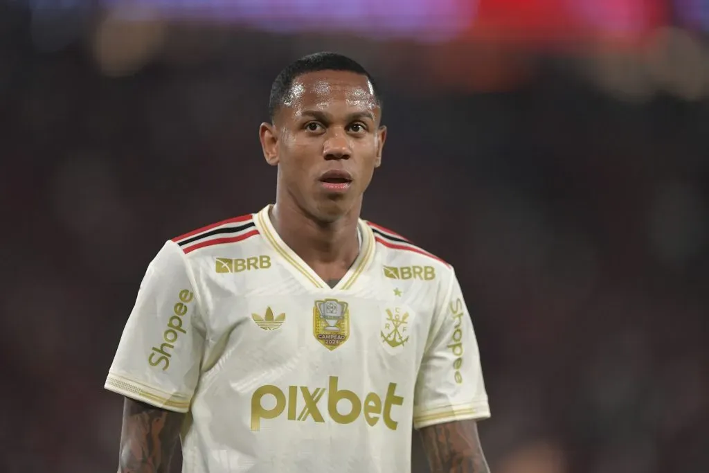 Wallace Yan pode ser negociado pelo Flamengo. Foto: Thiago Ribeiro/AGIF