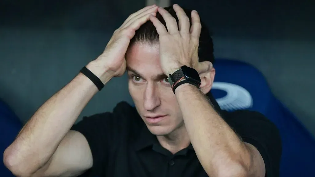 Filipe Luís, técnico do Flamengo. Foto: Thiago Ribeiro/AGIF