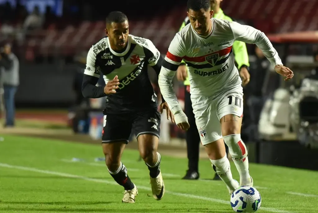 Luciano jogador do Sao Paulo durante partida contra o Vasco no estadio Morumbi pelo campeonato Brasileiro A 2025. Foto: Jota Erre/AGIF