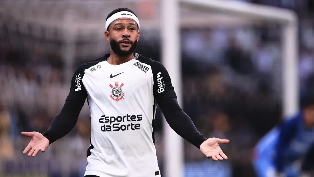 Fabinho Soldado fala sobre o futuro de Memphis (Imagem: Ettore Chiereguini/AGIF)