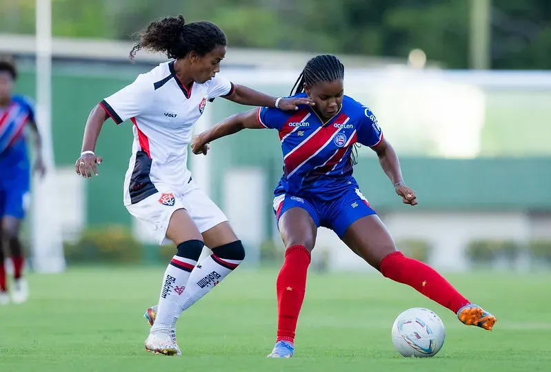 Jogadoras de Bahia e Vitória na final do Baianão Feminino 2024 - Foto: Letícia Martins/EC Bahia