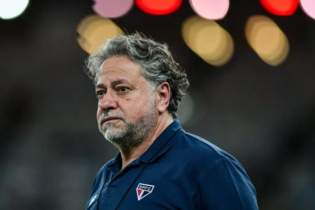 RJ – RIO DE JANEIRO – 17/04/2024 – BRASILEIRO A 2024, FLAMENGO X SAO PAULO – Julio Casares presidente do Sao Paulo antes da partida contra o Flamengo no estadio Maracana pelo campeonato Brasileiro A 2024. Foto: Thiago Ribeiro/AGIF