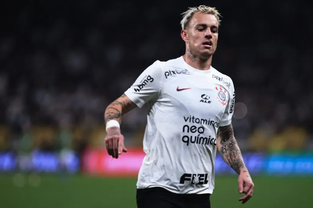 SP – SAO PAULO – 15/07/2023 – COPA DO BRASIL 2023, CORINTHIANS X AMERICA-MG – Roger Guedes jogador do Corinthians durante partida contra o America-MG no estadio Arena Corinthians pelo campeonato Copa do Brasil 2023. Foto: Ettore Chiereguini/AGIF