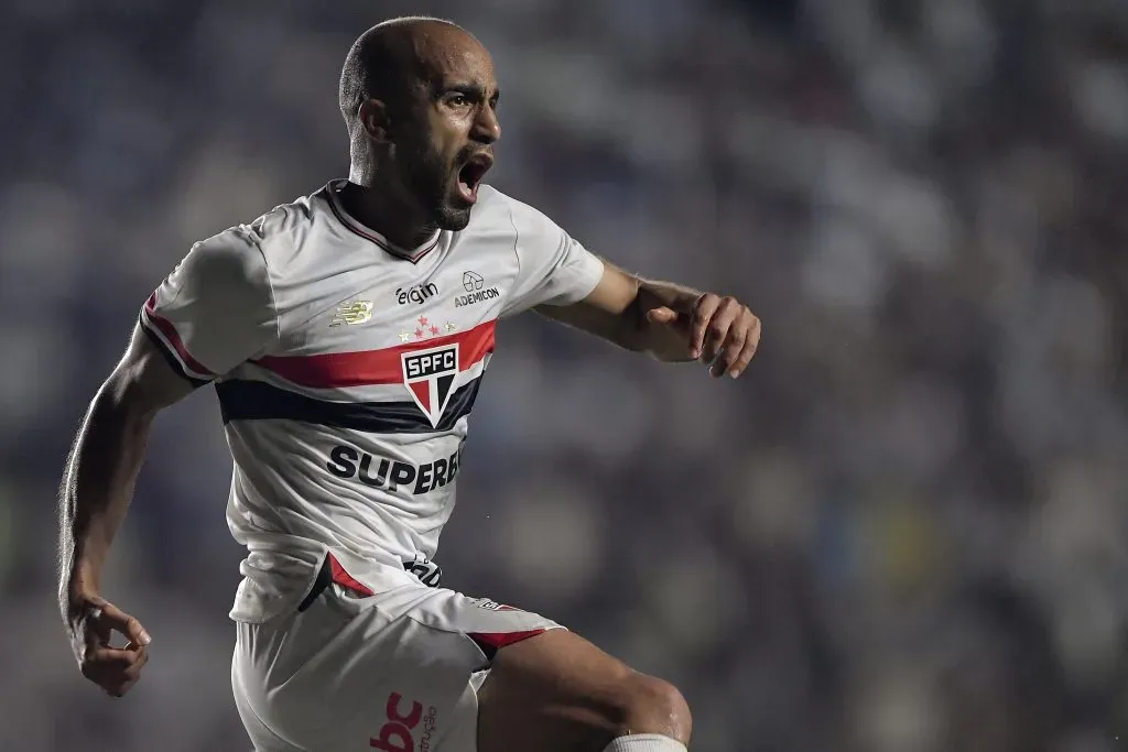 Lucas Moura preferia jogar no Morumbis – Foto: Thiago Ribeiro/AGIF.